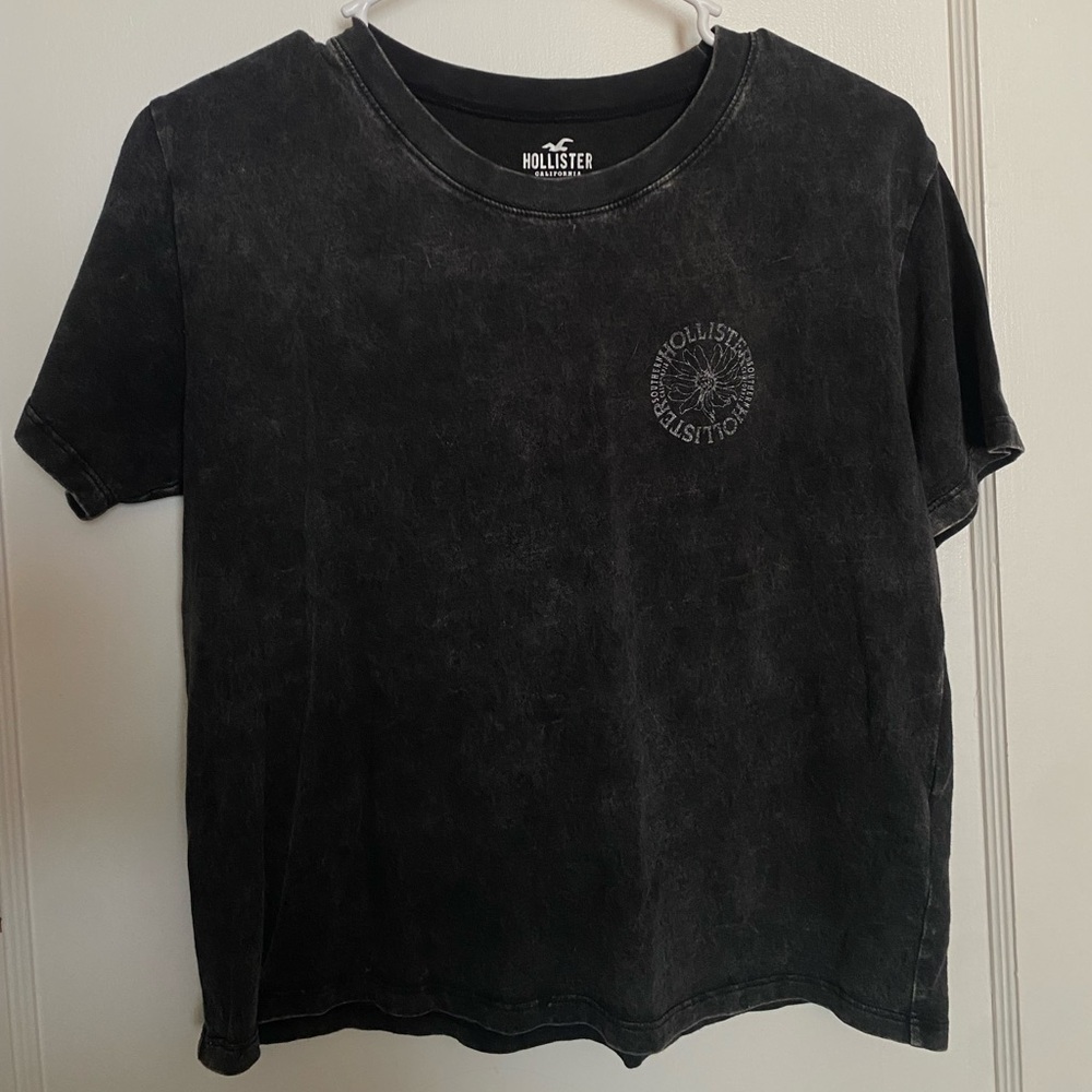 Hollister logo graphic tee, black, size small